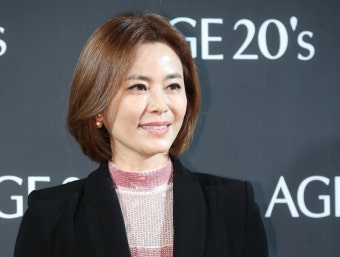 “이유비 아빠와 결혼 후회”...현재 주가 조작 남편과 사는 견미리, 과거사 언급했다 | 위키트리 “이유비 아빠와 결혼 후회”...현재 주가 조작...