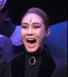 울면서 초고음 내뿜는 옥주현 레베카 커튼콜 영상, 급속 확산중 (+영상) | 위키트리 울면서 초고음 내뿜는 옥주현 레베카 커튼콜 영상, 급속... 