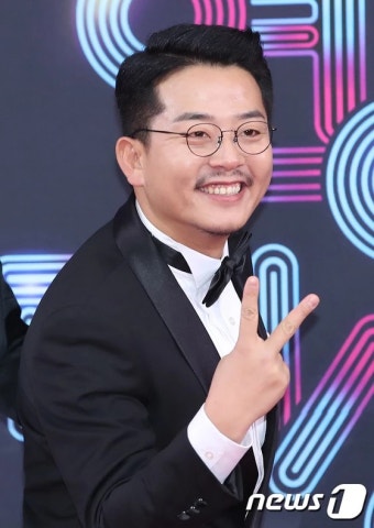 열애 인정한 김준호김지민, 결혼설에 드디어 입 열었다 (공식) | 위키트리 열애 인정한 김준호김지민, 결혼설에 드디어 입 열었다 (공식)