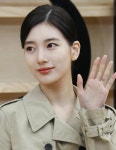 “수지만 아무것도 안 했네…” 디올 패션쇼 등장한 지수･김연아･수지 (사진) | 위키트리 “수지만 아무것도 안 했네…” 디올 패션쇼 등장한... 