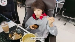 너무 놀랐습니다, 유명 여배우가 일어나자마자 PC방에 왔습니다 | 위키트리 너무 놀랐습니다, 유명 여배우가 일어나자마자 PC방에 왔습니다