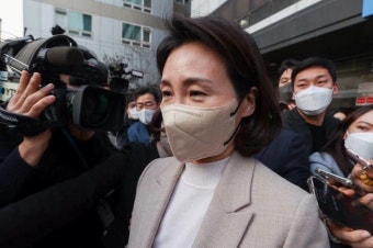 “소름끼치는 우연”…이재명 부인 '법카 의혹' 조사받은 참고인, 돌연 사망 | 위키트리 “소름끼치는 우연”…이재명 부인 '법카 의혹' 조사받은...