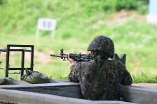 한 병사가 개인정비라고 올린 사진 한 장, 군필자들 제대로 뿔났다 (+이유) | 위키트리 한 병사가 개인정비라고 올린 사진 한 장, 군필자들 제대로... 