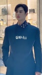 후면 카메라로 찍은 게 이 정도... 디올 매장에 뜬 얼굴 천재 차은우 실물 목격담 | 위키트리 후면 카메라로 찍은 게 이 정도... 디올 매장에 뜬... 