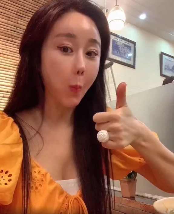 함소원, 이혼 후 새 삶에 행복과 여행을 고민하며 돈보다 딸과 나누는 소중한 시간 결의부문.