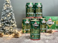 “첫 모금부터 신세계..” 크리스마스 한정판으로 깜짝 공개된 테라... 크리스마스 한정판으로 깜짝 공개된 테라 싱글몰트 맥주 (시음 후기)  