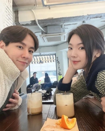 '돌싱글즈2' 이다은, 가방 소개하다가 깜짝 놀랐다 | 위키트리 왜 이 물건이 가방 안에...? '돌싱글즈2' 이다은, 가방 소개하다가 깜짝 놀랐다