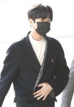 “비싼 회식비를 전부…” 이연복이 전현무와 비교하며 극찬한 96년생 가수 | 위키트리 “비싼 회식비를 전부…” 이연복이 전현무와 비교하며... 