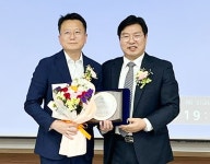 최선국 전남도의원, 전라남도어린이집연합회 감사패 수상 | 위키트리 최선국 전남도의원, 전라남도어린이집연합회 감사패 수상