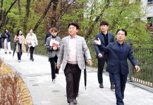 김동근 의정부시장, 청소년도심숲속힐링센터 방문 점검 | 위키트리 김동근 의정부시장, 청소년도심숲속힐링센터 방문 점검
