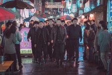 중국 조폭, 가리봉동 노래방 장악…영화 범죄도시 속 사건, 실제로 벌어졌다 | 위키트리 중국 조폭, 가리봉동 노래방 장악…영화 범죄도시 속... 