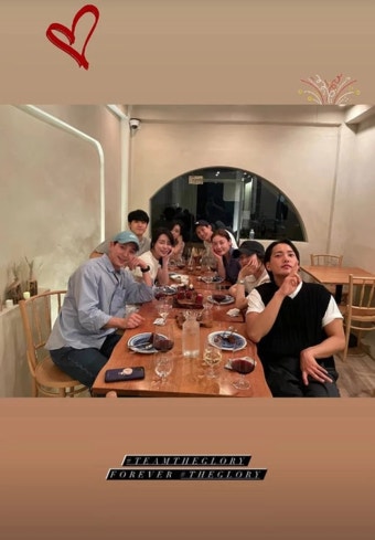 '백상' 불참한 이도현...임지연과 사석에서 나란히 포착됐다 (+사진) | 위키트리 '백상' 불참한 이도현...임지연과 사석에서 나란히 포착됐다...