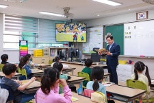 주광덕 남양주시장, 다산한강초교 1일 명예교장 위촉 | 위키트리 주광덕 남양주시장, 다산한강초교 1일 명예교장 위촉