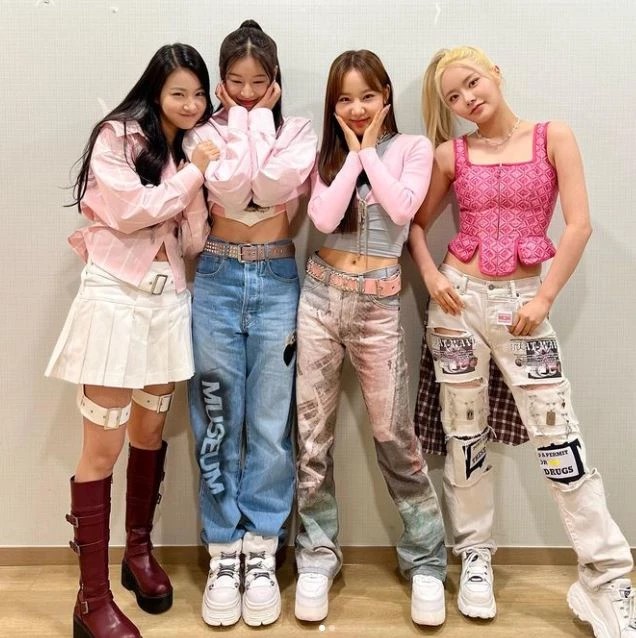 피프티 피프티, 9월 20일 두 번째 미니앨범 러브 튠 발매