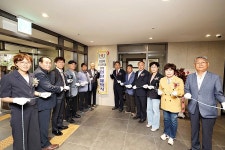 김찬진 동구청장, 동인천역 파크푸르지오경로당 개소 축하 | 위키트리 김찬진 동구청장, 동인천역 파크푸르지오경로당 개소 축하