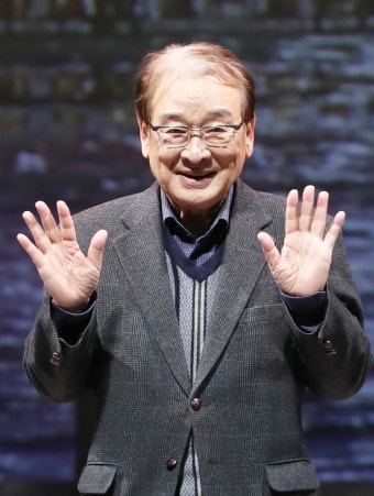 87세 배우 이순재, 시트콤 도전한다...선택한 작품명은 '개소리' | 위키트리 87세 배우 이순재, 시트콤 도전한다...선택한 작품명은 '개소리'