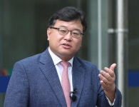 “피해자가 가해자 됐다” 주호민, 교사 선처하겠다더니 벌 주라고 호소 | 위키트리 “피해자가 가해자 됐다” 주호민, 교사 선처하겠다더니 벌... 