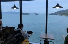 라면 먹을 때 뷰가 한국에서 가장 끝내준다는 편의점 (사진) | 위키트리 라면 먹을 때 뷰가 한국에서 가장 끝내준다는 편의점 (사진)