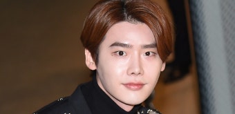 이종석과 관련해 정말 뜻밖의 이야기가 전해졌다… 두 귀가 쫑긋 할... 위키트리 이종석과 관련해 정말 뜻밖의 이야기가 전해졌다… 두 귀가 쫑긋...
