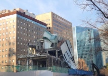 종로구청 재건축 현장서 가림막이 인도로… 인명피해 없어 (현장 사진) | 위키트리 종로구청 재건축 현장서 가림막이 인도로… 인명피해 없어... 