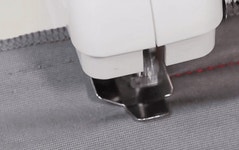 “세탁소 갈 일 없다...” 집에서 손쉽게 바지 기장 줄이는 법 | 위키트리  “세탁소 갈 일 없다...” 집에서 손쉽게 바지 기장 줄이는 법