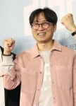 ‘드라마 제작사 고가 인수' 의혹 장항준 “카카오 고가 인수와 무관” | 위키트리 ‘드라마 제작사 고가 인수' 의혹 장항준 “카카오 고가 인수와... 