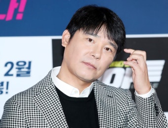 배우들 집단 고소…오늘 전해진 임창정 소식, 사태가 심상치 않다 | 위키트리 배우들 집단 고소…오늘 전해진 임창정 소식, 사태가 심상치 않다
