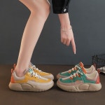 “신으면 전신 비율이...” 요즘 뜨는 핫한 여성 운동화 | 위키트리 “신으면 전신 비율이...” 요즘 뜨는 핫한 여성 운동화