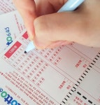 한명이 로또 79억 독식?…수동 1등 5장 나온 순천 편의점 바로 이곳입니다 | 위키트리 한명이 로또 79억 독식?…수동 1등 5장 나온 순천... 