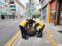 강수현 양주시장, 회천3동 새봄맞이 환경정비 동참 | 위키트리 강수현 양주시장, 회천3동 새봄맞이 환경정비 동참