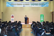 주광덕 남양주시장, 오남천 기름유출 방제작업 현장 점검 | 위키트리 주광덕 남양주시장, 오남천 기름유출 방제작업 현장 점검