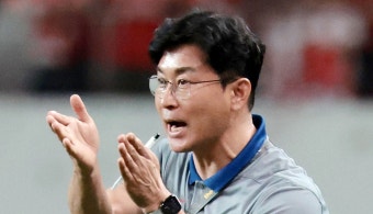 김도훈과 작별한 축구협회, 차기 감독 관련 '뜻밖의 말' 나왔다 | 위키트리 김도훈과 작별한 축구협회, 차기 감독 관련 '뜻밖의 말' 나왔다