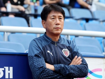 홍명보 선임됐단 소식에... 박태하 포항 스틸러스 감독이 이렇게 단언했다 | 위키트리 홍명보 선임됐단 소식에... 박태하 포항 스틸러스 감독이...