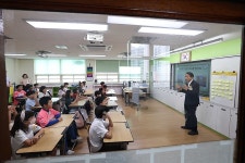 김찬진 구청장, 창영초교 찾아 행복한 동구만들기 수업 진행 | 위키트리 김찬진 구청장, 창영초교 찾아 행복한 동구만들기 수업 진행