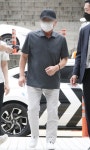 [속보] “희생자·유족께 죄송” 9명 사망 시청역 참사 운전자 차 씨... 죄송” 9명 사망 시청역 참사 운전자 차 씨, 모습 드러냈다 (사진)