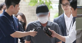 경찰 “시청역 역주행 운전자 일방통행 몰랐다, 브레이크 밟았다 진술” | 위키트리 경찰 “시청역 역주행 운전자 일방통행 몰랐다, 브레이크... 