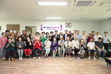 김동근 의정부시장, 폭염 취약 경로당 2개소 찾아 안부 살펴 | 위키트리 김동근 의정부시장, 폭염 취약 경로당 2개소 찾아 안부 살펴