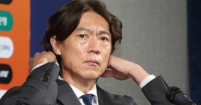 애들이 잡히겠어?” 이천수, 주변 반응 전하며 '작심 발언' | 위키트리 “홍명보로 애들이 잡히겠어?” 이천수, 주변 반응 전하며 '작심 발언' 
