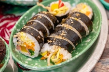 외식 부담스럽다… 서울서 김밥·칼국수·비빔밥 가격 올랐다 | 위키트리 외식 부담스럽다… 서울서 김밥·칼국수·비빔밥 가격 올랐다