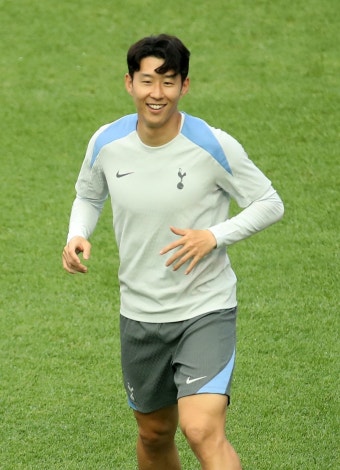 엔제 포스테코글루 토트넘 감독이 손흥민의 재계약에 관해 말문을 열었다 | 위키트리 엔제 포스테코글루 토트넘 감독이 손흥민의 재계약에 관해...