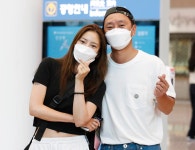 '이규혁' 손담비, 시험관 임신 성공 후 행복한 근황 (사진) | 위키트리 '이규혁' 손담비, 시험관 임신 성공 후 행복한 근황 (사진)