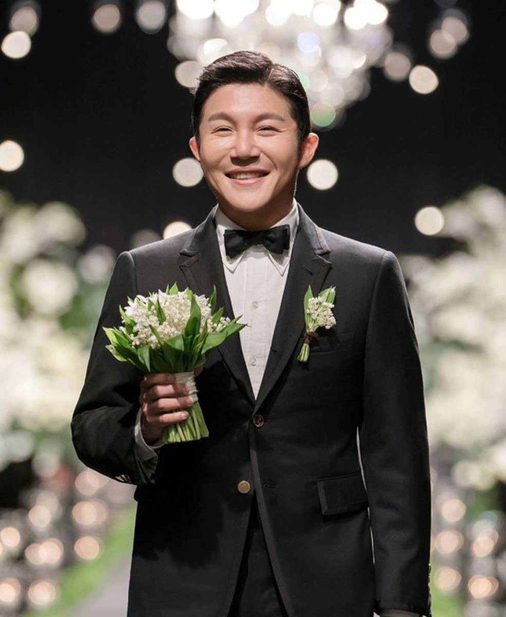 조세호, 약 900명의 축하 손님과 함께 행복한 결혼식 진행