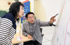 김동근 의정부시장, 신곡1동주민센터 찾아 현장시장실 진행 | 위키트리 김동근 의정부시장, 신곡1동주민센터 찾아 현장시장실 진행