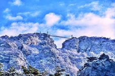 하늘 위를 걷는 듯한 스릴...백아산 하늘다리 | 위키트리 하늘 위를 걷는 듯한 스릴...백아산 하늘다리