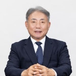 윤환 계양구청장 어르신들의 활기찬 노후 지원에 최선을 | 위키트리 윤환 계양구청장 어르신들의 활기찬 노후 지원에 최선을