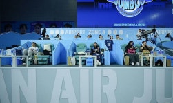 확 바뀐 프로배구 대한항공 홈코트…항공기 비즈니스석까지 | 위키트리 확 바뀐 프로배구 대한항공 홈코트…항공기 비즈니스석까지