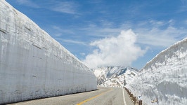 한진관광이 직항 전세기 띄운다 | 위키트리 유명 영화배우가 소개한 동양의 알프스에... 한진관광이 직항 전세기 띄운다 