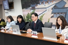 강수현 양주시장, 회천2동 덕계중 일대 대청소 동참 | 위키트리 강수현 양주시장, 회천2동 덕계중 일대 대청소 동참