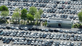 주차 자리 없어 빙빙 돌았는데...운전자에게 반가운 소식 전해졌다 | 위키트리 주차 자리 없어 빙빙 돌았는데...운전자에게 반가운 소식 전해졌다