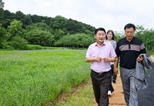 김동근 의정부시장, 평화로 일대 안심귀갓길 현장 점검 | 위키트리 김동근 의정부시장, 평화로 일대 안심귀갓길 현장 점검